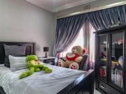 5 Bedroom House For Sale in Glenvista