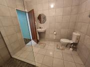 5 Bedroom House For Sale in Hayfields