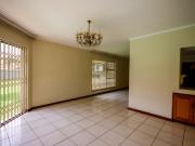 5 Bedroom House For Sale in Helikonpark