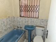 5 Bedroom House For Sale in Ivy Park