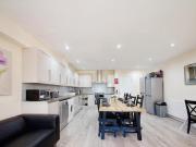 5 Bedroom House For Sale In London