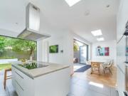 5 Bedroom House For Sale In London