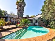 5 Bedroom House For Sale in Lynnwood Glen