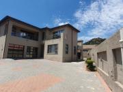 5 Bedroom House For Sale in Meredale