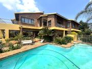 5 Bedroom House For Sale in Ridgeway