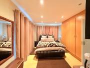 5 Bedroom House For Sale in Robertsham
