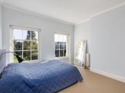 5 bedroom house for sale in St James's Gardens,...