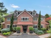 5 bedroom house for sale in Winkfield Road Ascot...