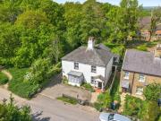 5 Bedroom House Hertford Hertfordshire 99736086