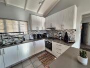 5 Bedroom House in Bluff