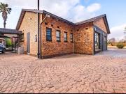 5 Bedroom House in Brackenhurst