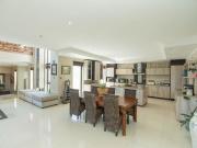 5 Bedroom House in Chelsea