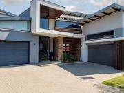 5 Bedroom House in Copperleaf Estate