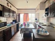 5 Bedroom House in Crown Gardens
