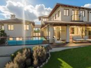 5 Bedroom House in Dennegeur