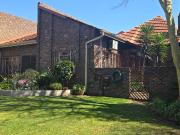 5 Bedroom House in Die Heuwel