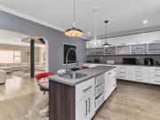 5 Bedroom House in Eagle Canyon Golf Estate