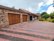 5 Bedroom House in Fichardtpark