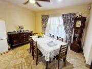 5 Bedroom House in Florauna 5 Bedroom House in Florauna