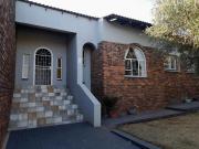 5 Bedroom House in Fochville