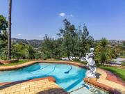 5 Bedroom House in Helderkruin