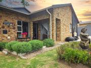 5 Bedroom House in Herolds Bay