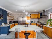 5 Bedroom House in Heuweloord