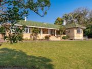 5 Bedroom House in Hillcrest Central 5 Bedroom House in Hillcrest Central