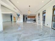 5 Bedroom House in Izinga Estate