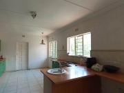 5 Bedroom House in Kensington