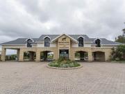 5 Bedroom House in Kragga Kamma