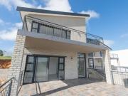 5 Bedroom House in Kragga Kamma