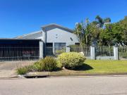 5 Bedroom House in Loerie Park