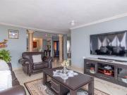 5 Bedroom House in Montana Tuine