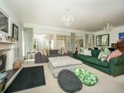 5 Bedroom House in Parkview