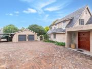 5 Bedroom House in Radiokop