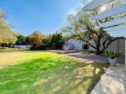 5 Bedroom House in Silver Lakes Golf Estate