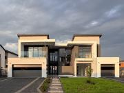 5 Bedroom House in Six Fountains