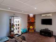 5 Bedroom House in Songloed