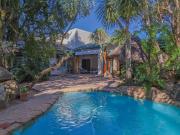 5 Bedroom House in Sundowner
