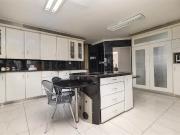 5 Bedroom House in Sydenham