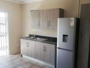 5 Bedroom House in Universitas