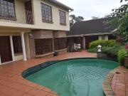 5 Bedroom House in Wembley