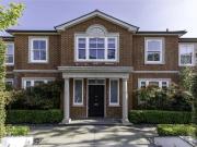 5 Bedroom House Kingston Upon Thames Greater London 91527490