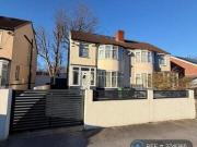 5 Bedroom House Leeds West Yorkshire 97927375