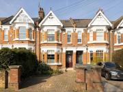 5 Bedroom House London Greater London 90123027
