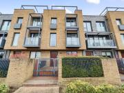 5 Bedroom House Londres Greater London 90643198