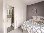 5 bedroom house of multiple occupation for rent in...