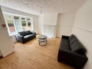 5 bedroom house of multiple occupation to rent