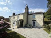 5 Bedroom House Par Cornwall LS98278346